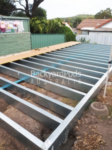 4.5m x 8m hobby photographers' studio and darkroom, Belmont NSW