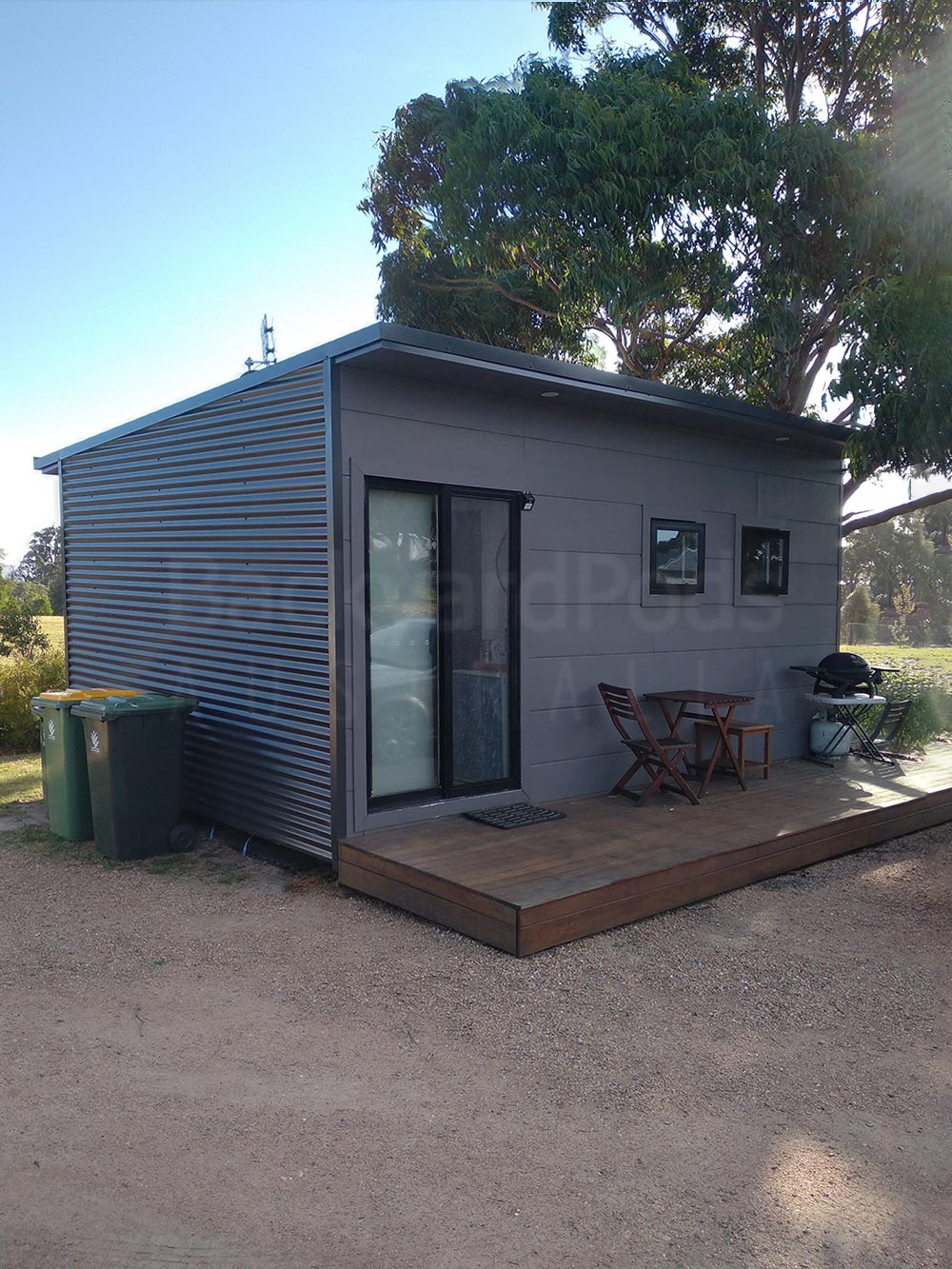 Unique coastal holiday cabin 4m x 6m at Mettung, eastern VIC