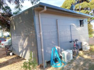 Unique coastal holiday cabin 4m x 6m at Mettung, eastern VIC