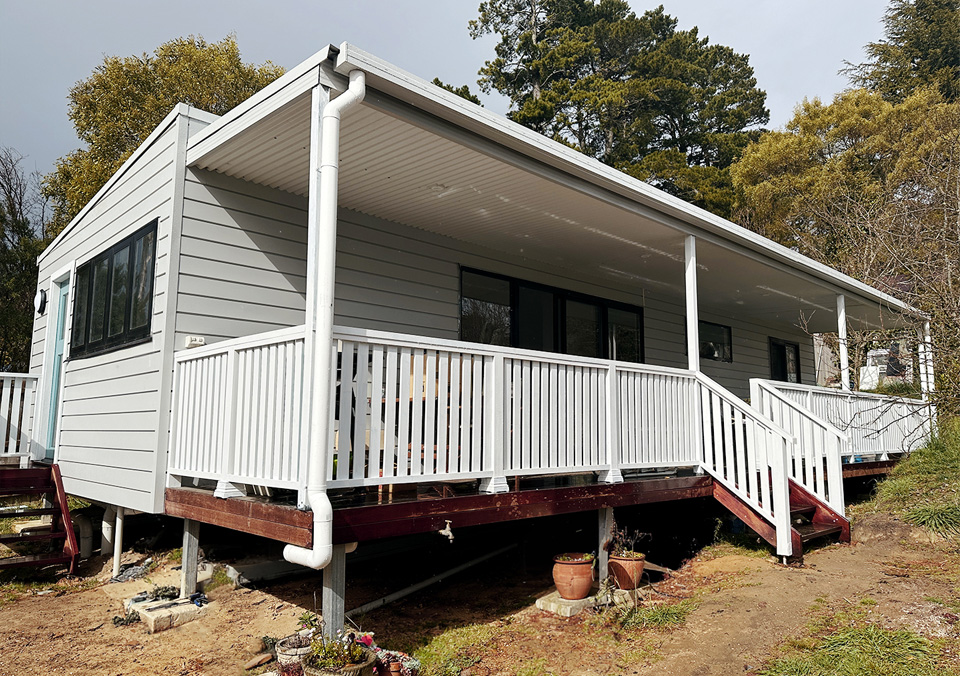 Superb 2BR DIY granny flat 4.5m x 13m in Blackheath, Blue Mountains NSW